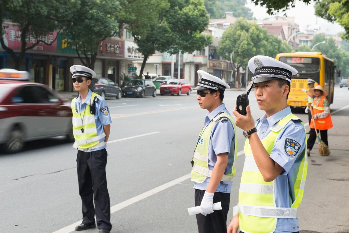 多维度视角下的协警动态资讯观点分析