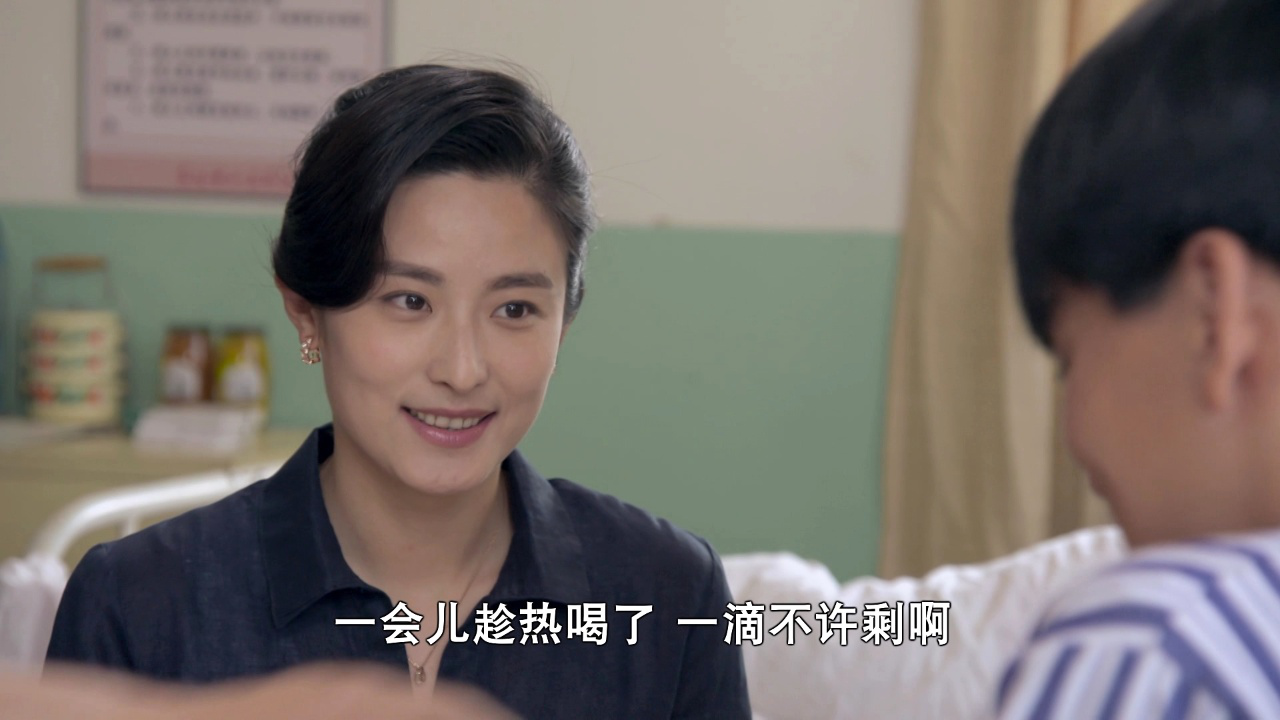 三妈俩爸演员表揭秘，小巷特色小店的神秘人物探索